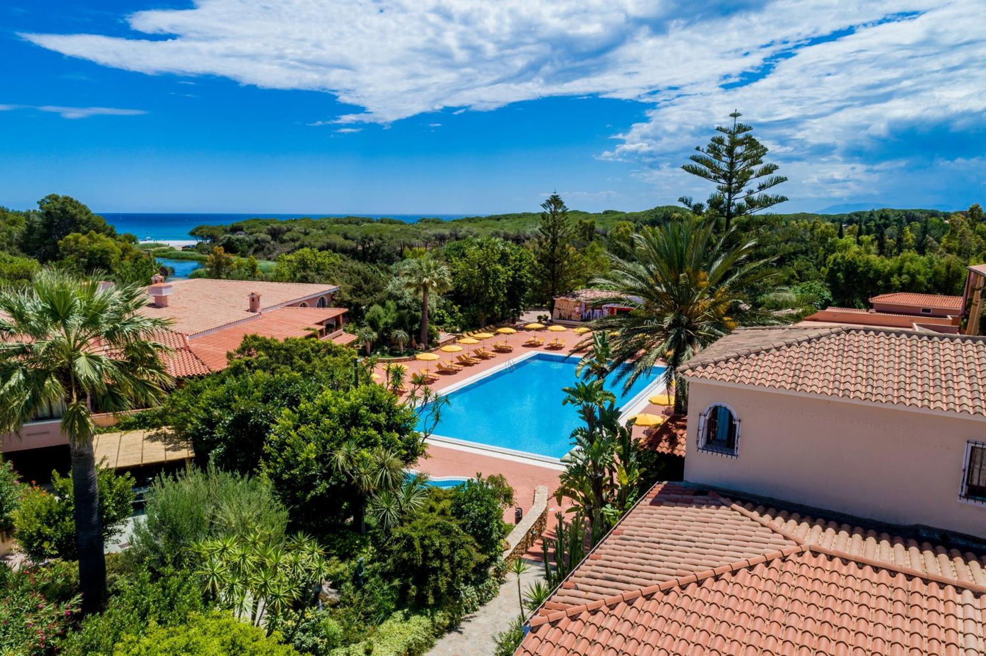 Villaggio Cala Ginepro Resort & Spa Orosei Exterior foto